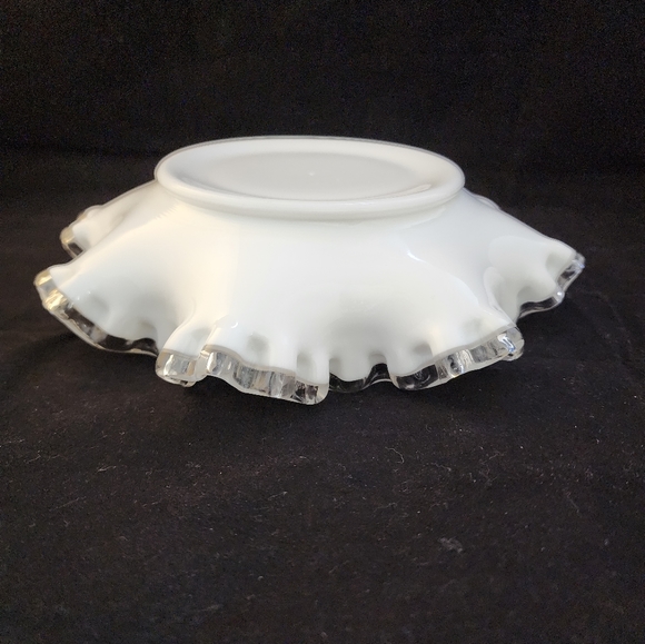 Vtg Milk Glass Silver Crest Ruffle Crimped Candy Nut Dish - Picture 10 of 11